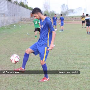 آرمین درویش تیم فوتبال دانش فریدون کنار